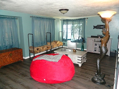 1530 California Ave, Klamath Falls, OR 97601 - photo 2