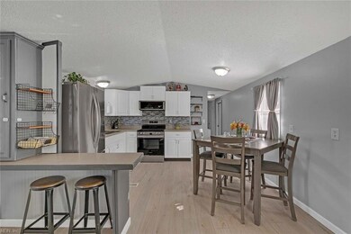 3254 Woodstock Rd, Gloucester, VA 23061 - photo 7