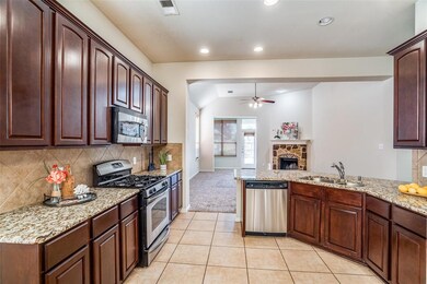 313 Highland Ridge Dr, Wylie, TX 75098 - photo 6