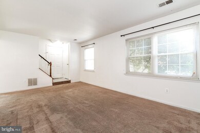 9710 Hagel Cir unit D, Lorton, VA 22079 - photo 7