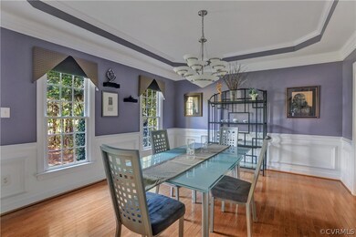 Large Dining Room with tray ceiling and added mold