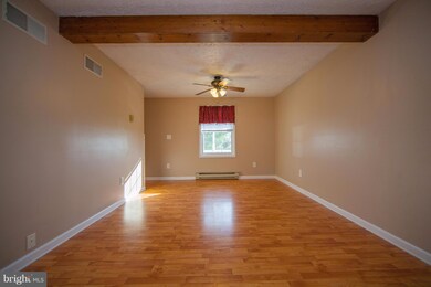 2568 Rocky Spring Rd, Chambersburg, PA 17201 - photo 7