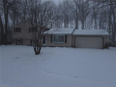 528 Cove Beach Ave, Sheffield Lake, OH 44054 - photo 2