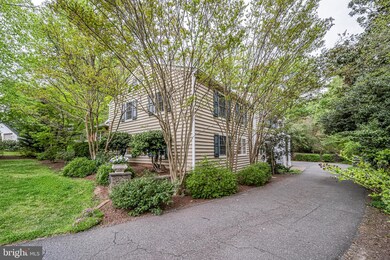 1302 Wake Forest Dr, Alexandria, VA 22307 - photo 7