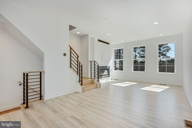 11270 Michael Faraday Dr, Reston, VA 20190 - photo 3