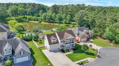 Enjoy the amenities of lake lake, while also having neighborhood niceties.