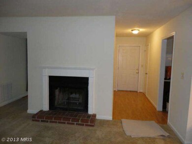 12181 Cardamom Dr, Woodbridge, VA 22192 - photo 7