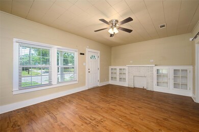 1211 S Travis St, Sherman, TX 75090 - photo 6