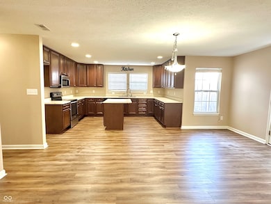 10882 Zimmerman Ln, Indianapolis, IN 46231 - photo 7