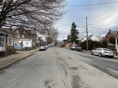 432 E Laurel St, Bethlehem, PA 18018 - photo 2