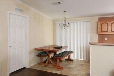 425 Royal Tern - Eat-in Kitchen - View 1