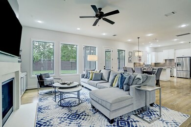 5019 Bayou Ridge Dr, Houston, TX 77092 - photo 4