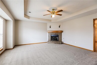 405 Rachael Cir, Raymore, MO 64083 - photo 5