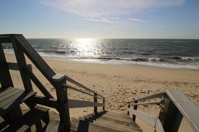 beach stairs