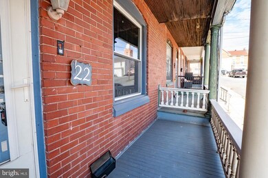 22 E 4th St, Boyertown, PA 19512 - photo 4
