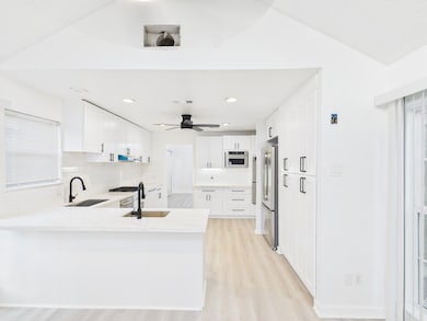 7610 Hopewell Ln, Houston, TX 77071 - photo 7