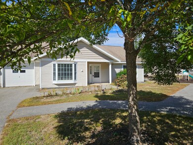 27 Beaver Pond Rd unit 27, Brunswick, ME 04011 - photo 2
