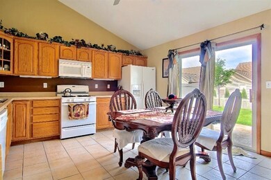 10450 Pike St, Crown Point, IN 46307 - photo 2