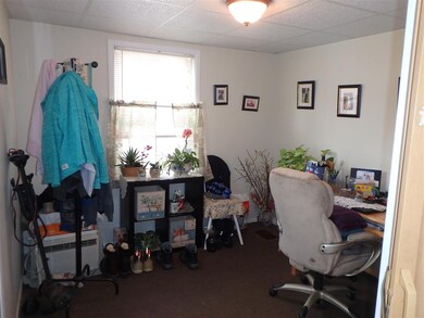 46 N Main St, Newmarket, NH 03857 - photo 6