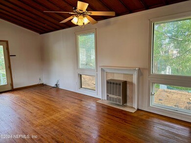1457 Challen Ave unit UPSTAIRS, Jacksonville, FL 32205 - photo 4