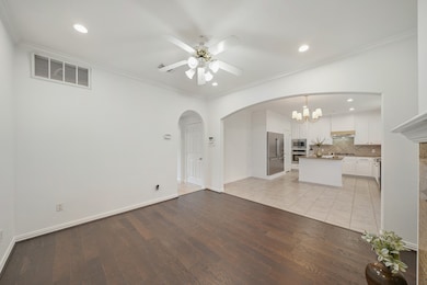 6115 Windwater Pointe, Houston, TX 77036 - photo 6