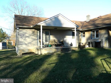 10730 Hoffman Dr, Williamsport, MD 21795 - photo 5