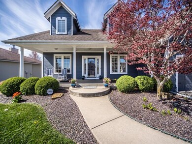 4520 SW Gull Point Dr, Lees Summit, MO 64082 - photo 2