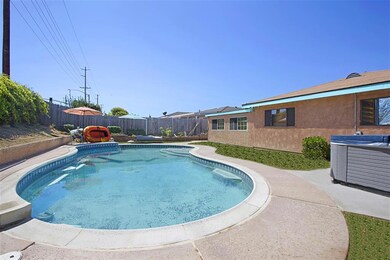 652 Elaine Ave, Oceanside, CA 92057 - photo 3