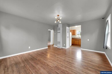 1050 14th Ave SW, Albany, OR 97321 - photo 7