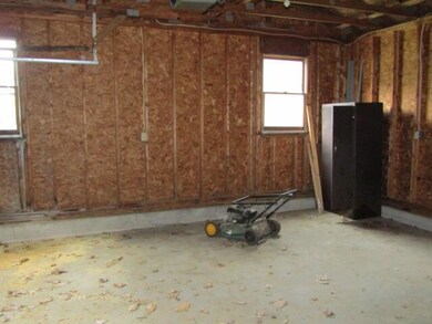 38 Crossman St, Lisbon Falls, ME 04252 - photo 4