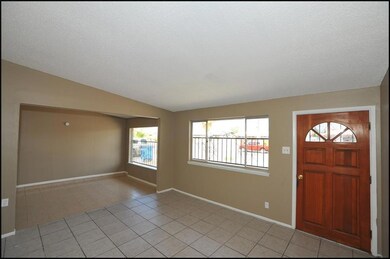 316 Gladys Ave, El Paso, TX 79915 - photo 6