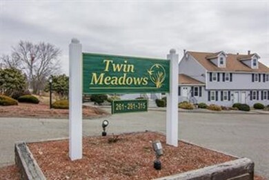 315 Broadway Rd unit 4, Dracut, MA 01826 - photo 3