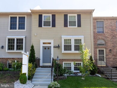 7567 Aspenpark Rd, Lorton, VA 22079 - photo 2