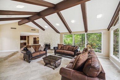 107 Beaver Tail Point, Houston, TX 77024 - photo 5