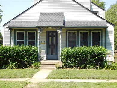 VINYL SIDING.