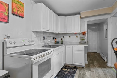 32 Orchard St, Lawrence, MA 01840 - photo 6