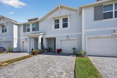 5746 SE Edgewater Cir, Stuart, FL 34997 - photo 2