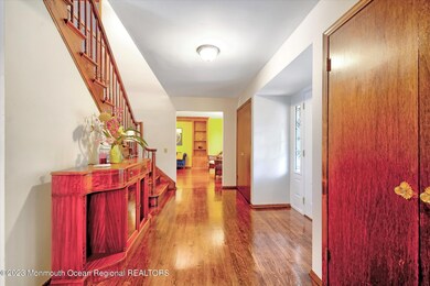 04-FOYER