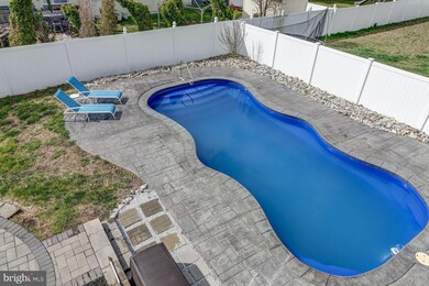 912 Monet Ct, Williamstown, NJ 08094 - photo 2