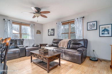 29 Kings Mills Rd Gansevoort NY mls-5