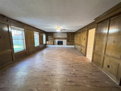 15502 Gettysburg Dr, Tomball, TX 77377 - photo 3