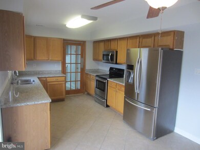 12211 Raritan Ln, Bowie, MD 20715 - photo 7