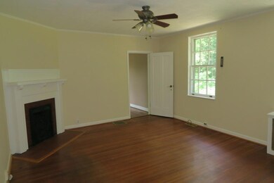 Sitting Room for MBR