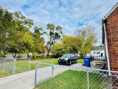 7003 Rivard Ave, Warren, MI 48091 - photo 3