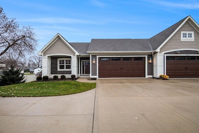 6501 Andre's Crossing unit 14, Grandville, MI 49418 - photo 2