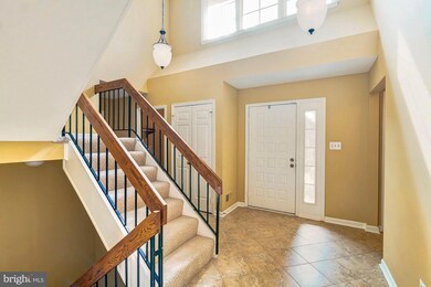 11613 Flints Grove Ln, North Potomac, MD 20878 - photo 4