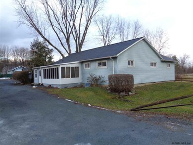 10 Cemetery Ave, Albany, NY 12204 - photo 3