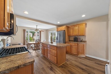 7 Haledon Ct, Haledon, NJ 07508 - photo 6