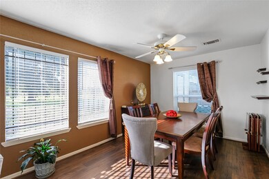 7849 Green Lawn Dr unit 7849, Houston, TX 77088 - photo 3