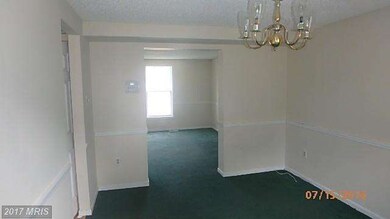 10 Urbanwood Ct, Essex, MD 21221 - photo 4